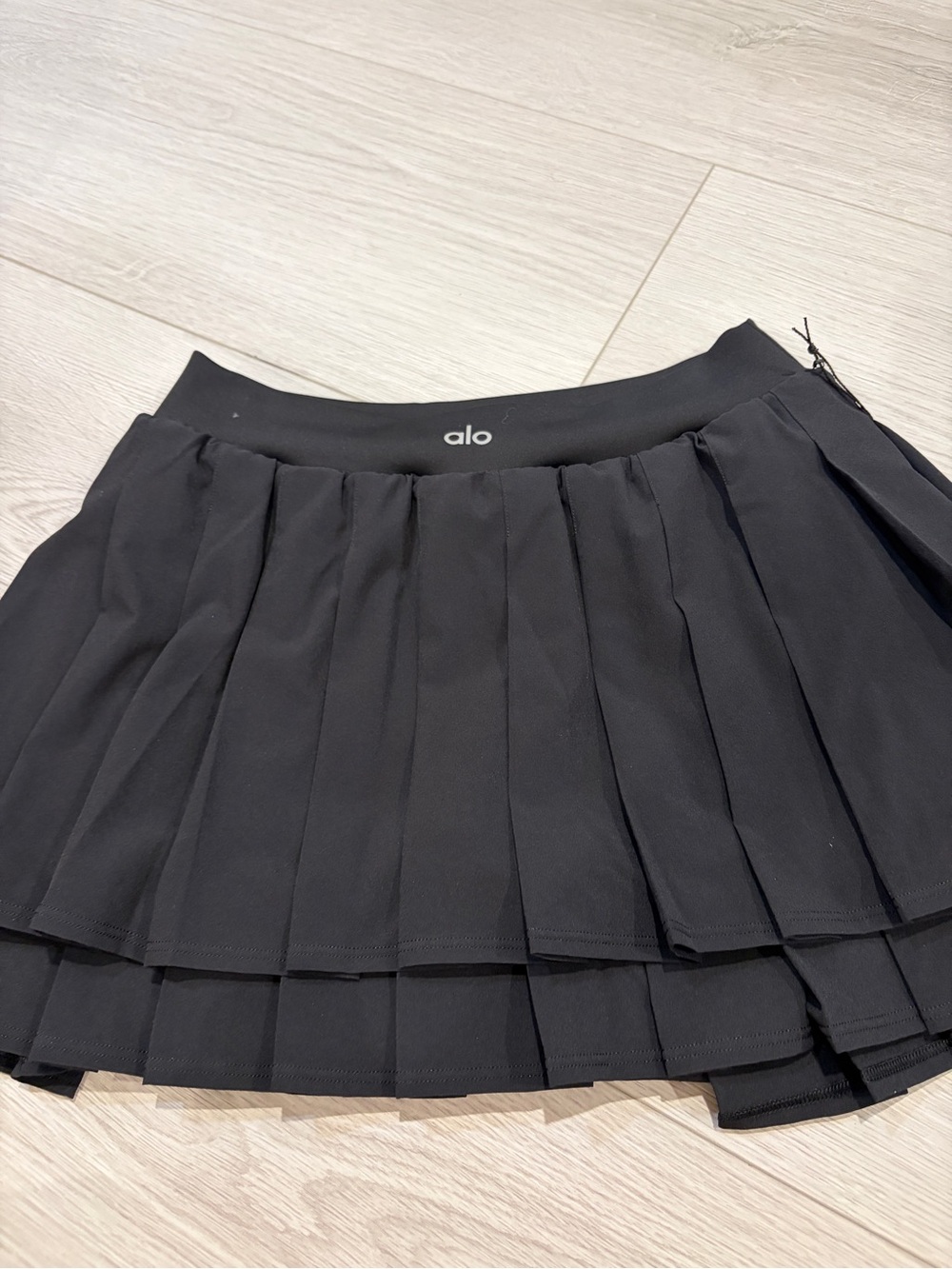 Alo skirt